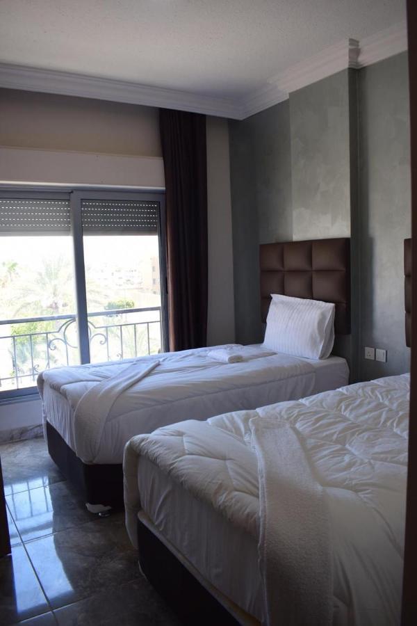 Baron Palace Hotel Suites อคาบา ภายนอก รูปภาพ